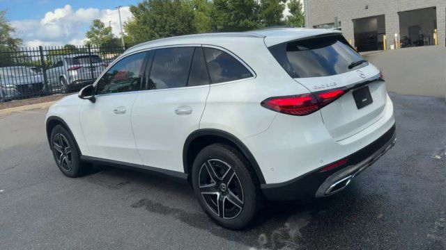 Used 2026 Mercedes-Benz GLC 300 4MATIC image 8