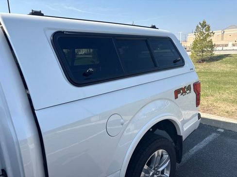 Used 2018 Ford F150 Platinum w/ Equipment Group 701A Luxury image 11