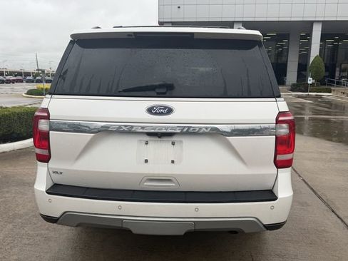 Used 2019 Ford Expedition XLT w/ Equipment Group 202A RWD image 6