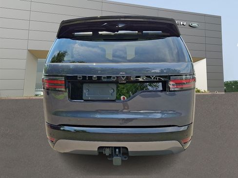Used 2025 Land Rover Discovery Dynamic SE AWD/4WD image 7
