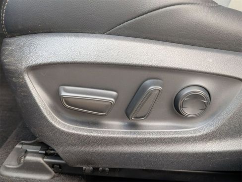 Used 2022 Toyota Corolla XSE image 13