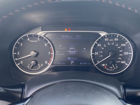 Certified 2021 Nissan Altima 2.5 SR w/ SR Premium Package image 32