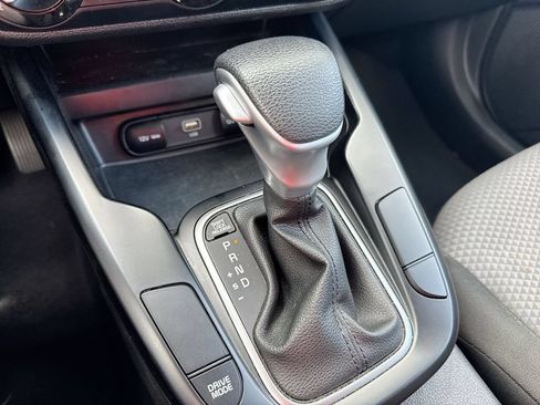 Used 2024 Kia Soul LX w/ Option Group 015 FWD image 16