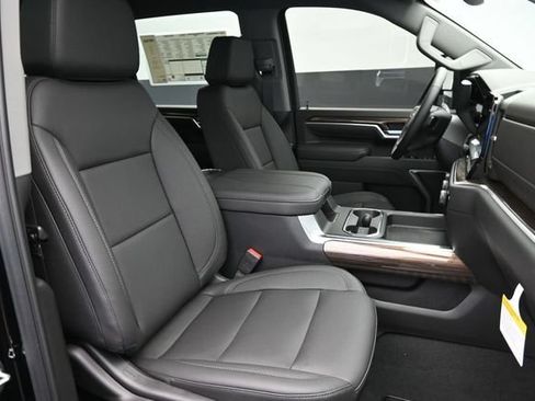 New 2026 Chevrolet Silverado 2500 LT w/ All Star Edition AWD/4WD image 31