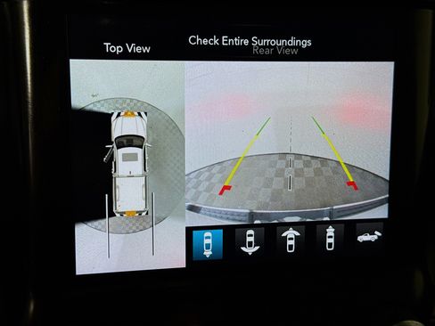 Used 2021 RAM 1500 Laramie image 19