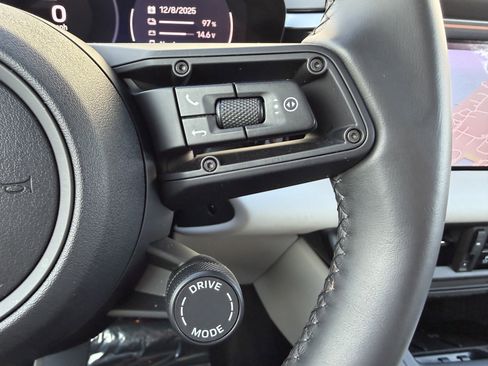 Used 2024 Porsche Macan 4 Electric image 38