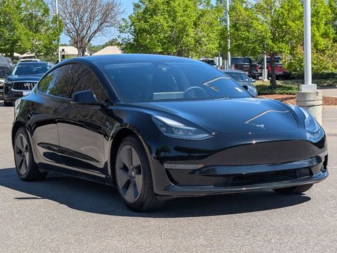 Used 2023 Tesla Model 3 Standard Range RWD image 8