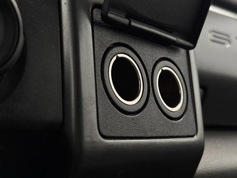 Used 2017 Ford F350 XLT w/ Camper Package image 38