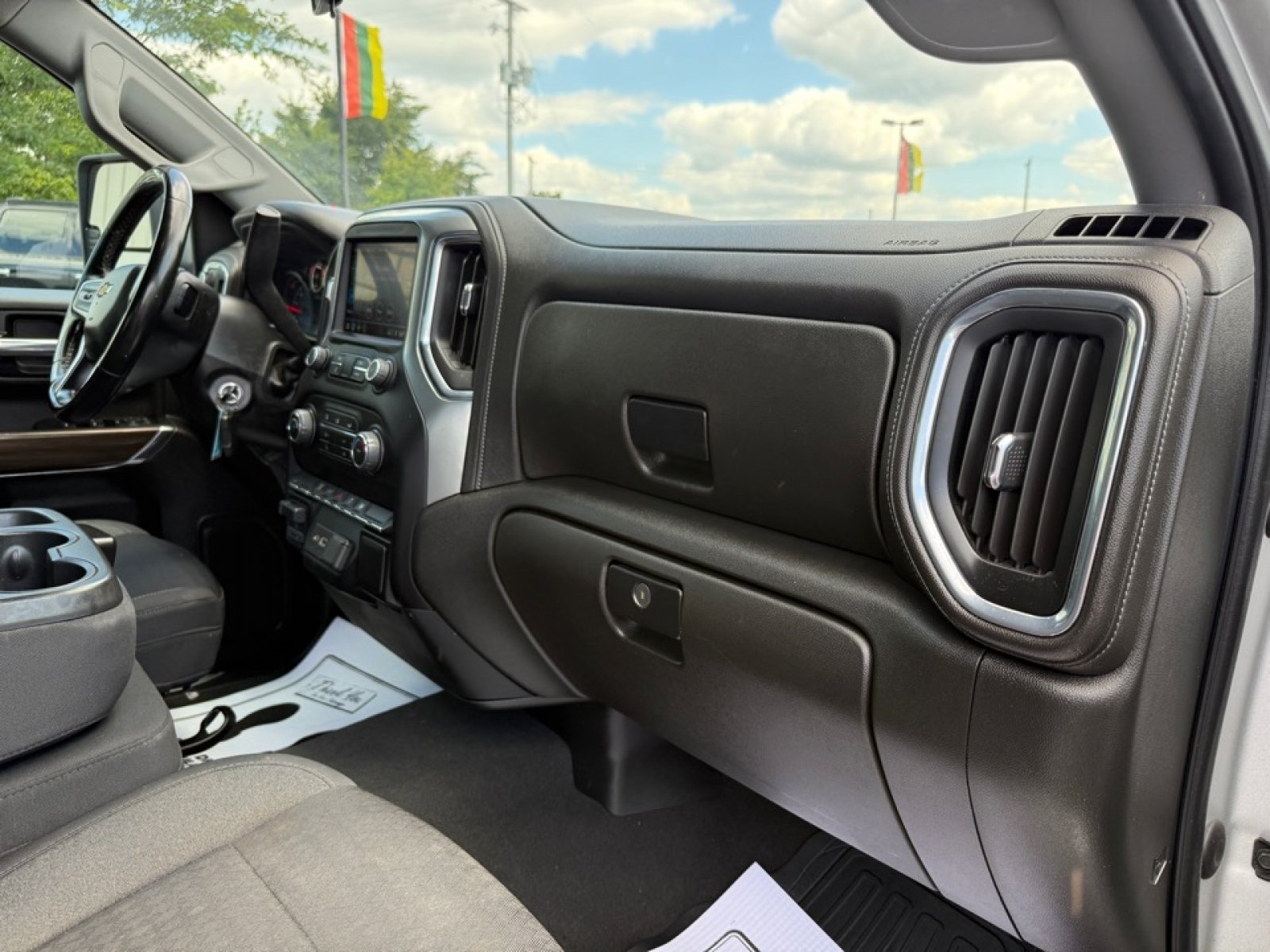 Used 2023 Chevrolet Silverado 3500 LT AWD/4WD image 21