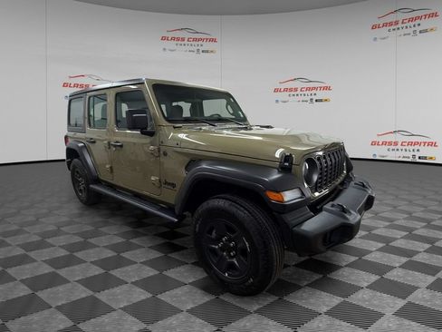 Used 2025 Jeep Wrangler Unlimited Sport AWD/4WD image 1