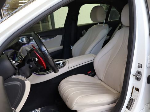 Used 2020 Mercedes-Benz E 450 4MATIC Sedan image 10
