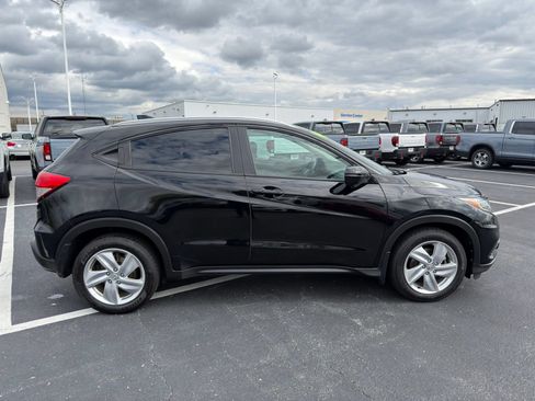Used 2019 Honda HR-V EX image 9