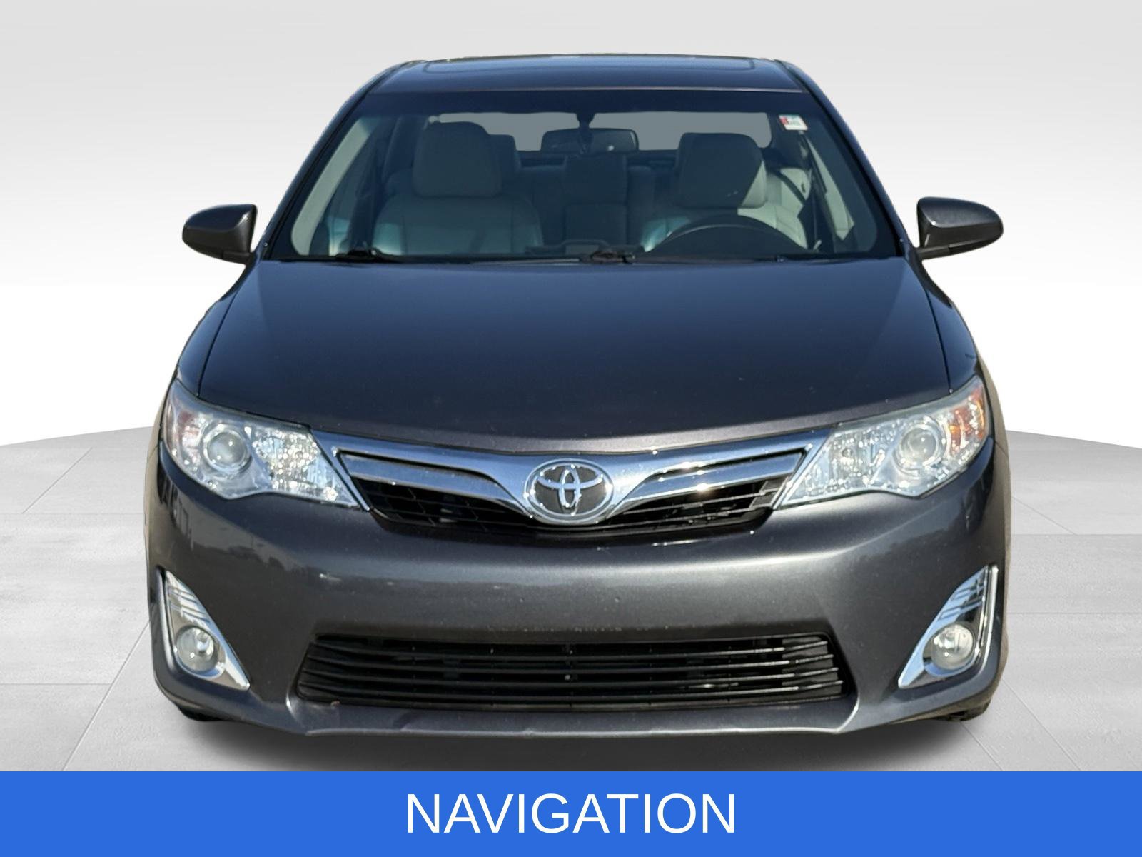 Used 2014 Toyota Camry XLE w/ Leather Package FWD image 13