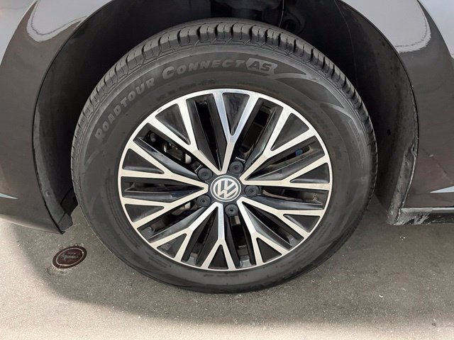 Used 2021 Volkswagen Jetta SE FWD image 28