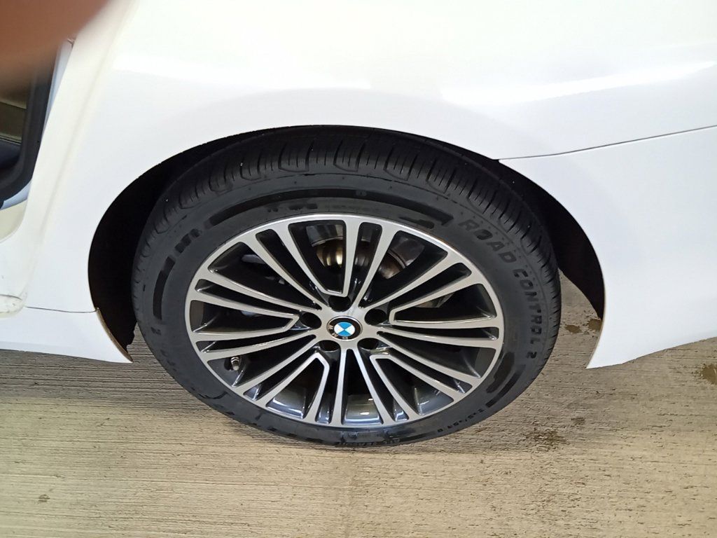 Used 2020 BMW 530i xDrive w/ Convenience Package AWD/4WD image 16