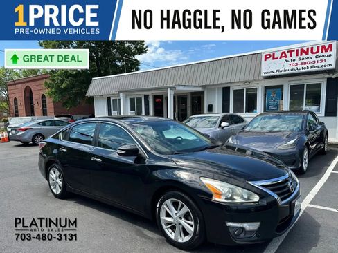 Used 2015 Nissan Altima 2.5 SV w/ Convenience Package FWD image 1