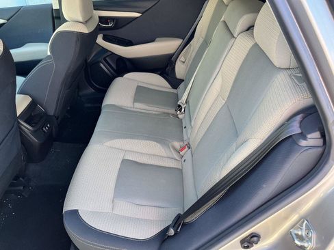 Used 2020 Subaru Outback Premium AWD/4WD image 13