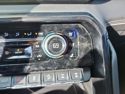 Certified 2022 GMC Sierra 1500 AT4X image 23