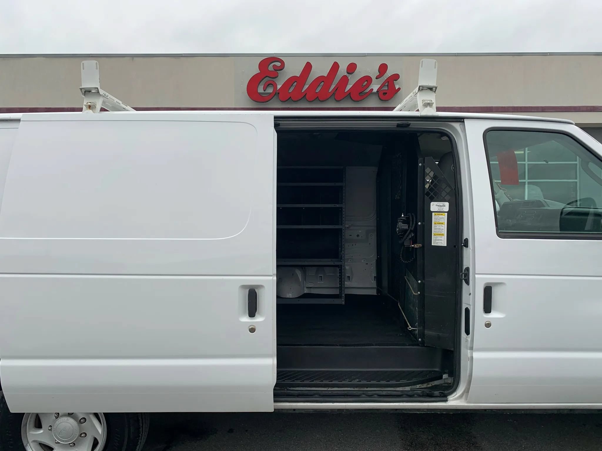 Used 2014 Ford E-350 and Econoline 350 Extended Super Duty w/ Insulation Package RWD image 20