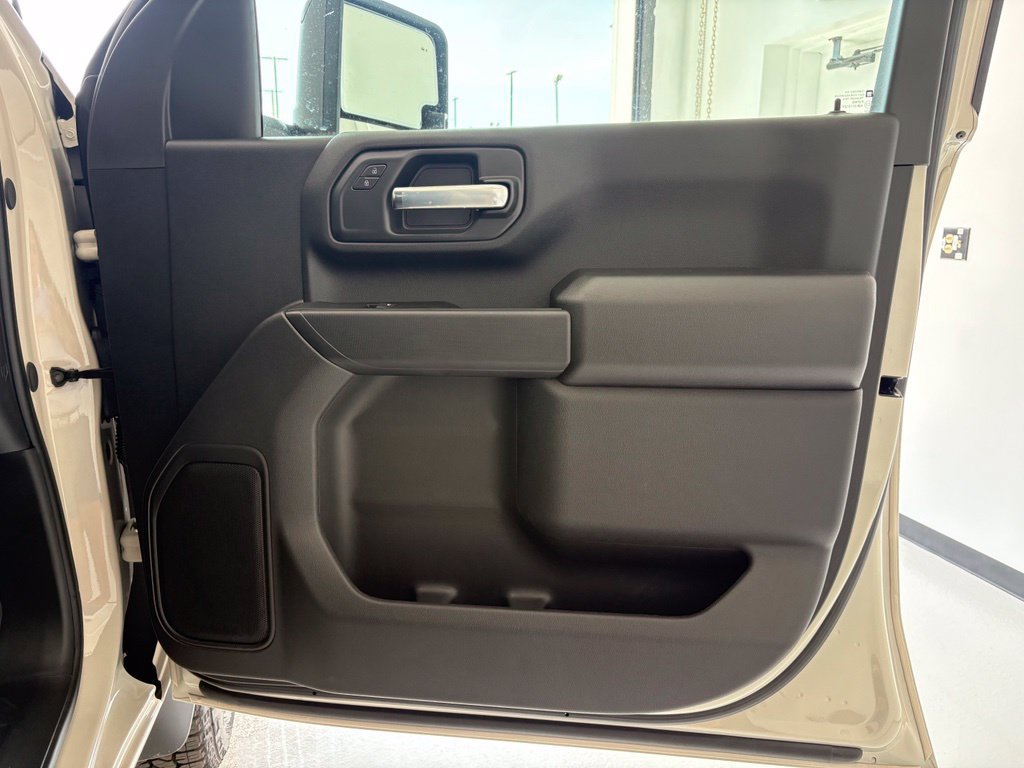 New 2026 Chevrolet Silverado 2500 Custom w/ Custom Value Package AWD/4WD image 35