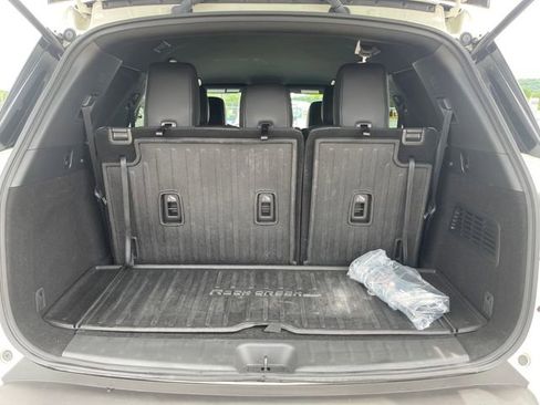 Used 2024 Nissan Pathfinder Rock Creek AWD/4WD image 20