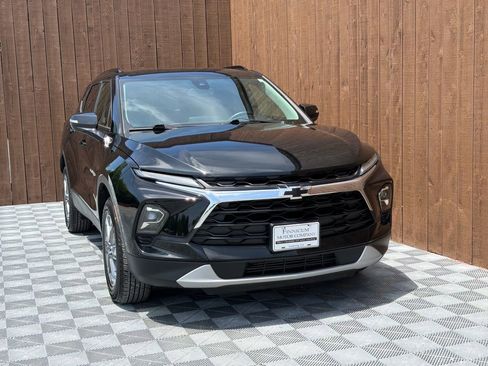 Used 2023 Chevrolet Blazer LT FWD image 12