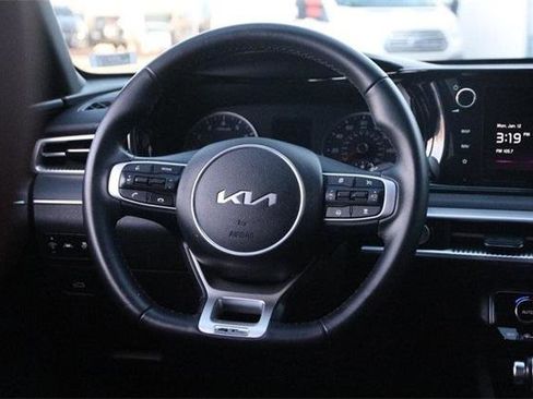 Used 2023 Kia K5 GT-Line image 24