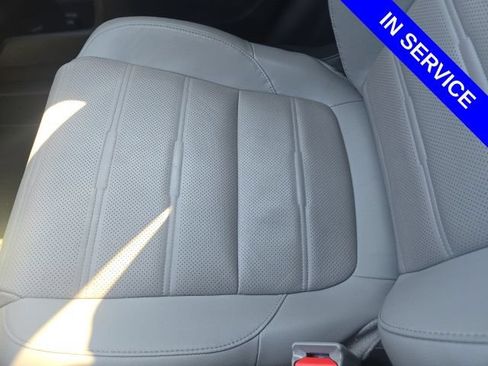 Used 2022 Honda CR-V EX-L image 11
