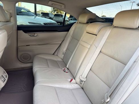 Used 2015 Lexus ES 350 image 16