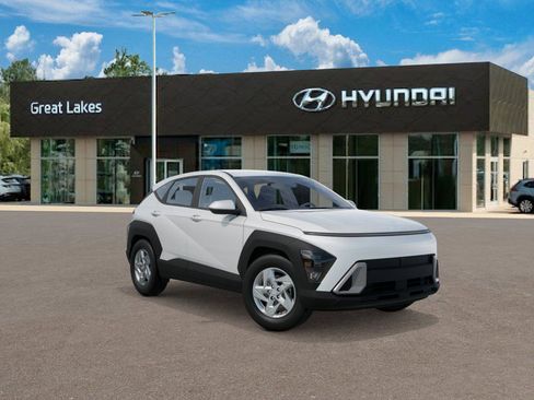 New 2026 Hyundai Kona SE image 2