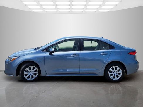 Used 2023 Toyota Corolla LE w/ Carpet Mat Package (TMS) FWD image 7