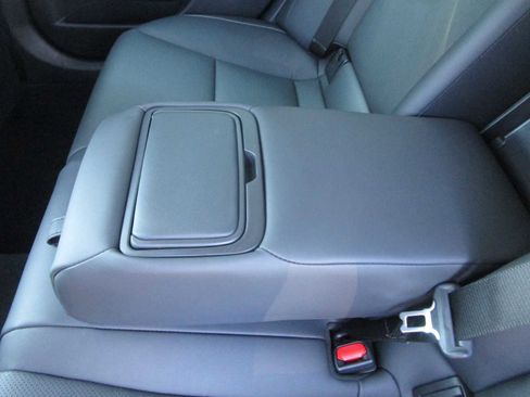 Used 2025 Lexus ES 350 w/ Premium Package FWD image 10