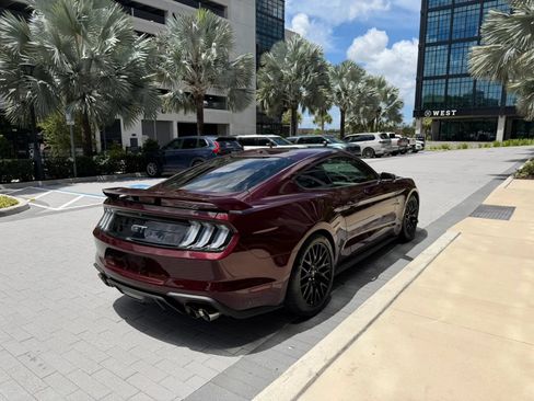 Used 2018 Ford Mustang GT Premium w/ GT Performance Package RWD image 10