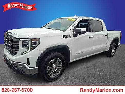 Used 2025 GMC Sierra 1500 SLT RWD image 1