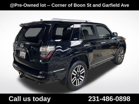 Used 2016 Toyota 4Runner Limited w/ Convenience Package AWD/4WD image 5