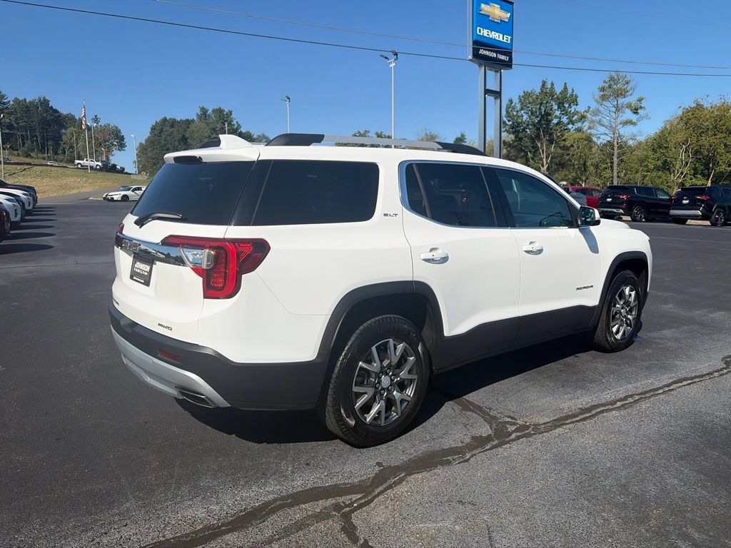 Used 2023 GMC Acadia SLT AWD/4WD image 10