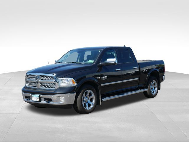 Used 2018 RAM 1500 Laramie w/ Convenience Group AWD/4WD image 3