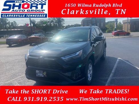 Used 2022 Toyota RAV4 XLE AWD/4WD image 1