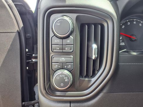 Used 2023 Chevrolet Silverado 1500 Custom w/ Rally Edition AWD/4WD image 16