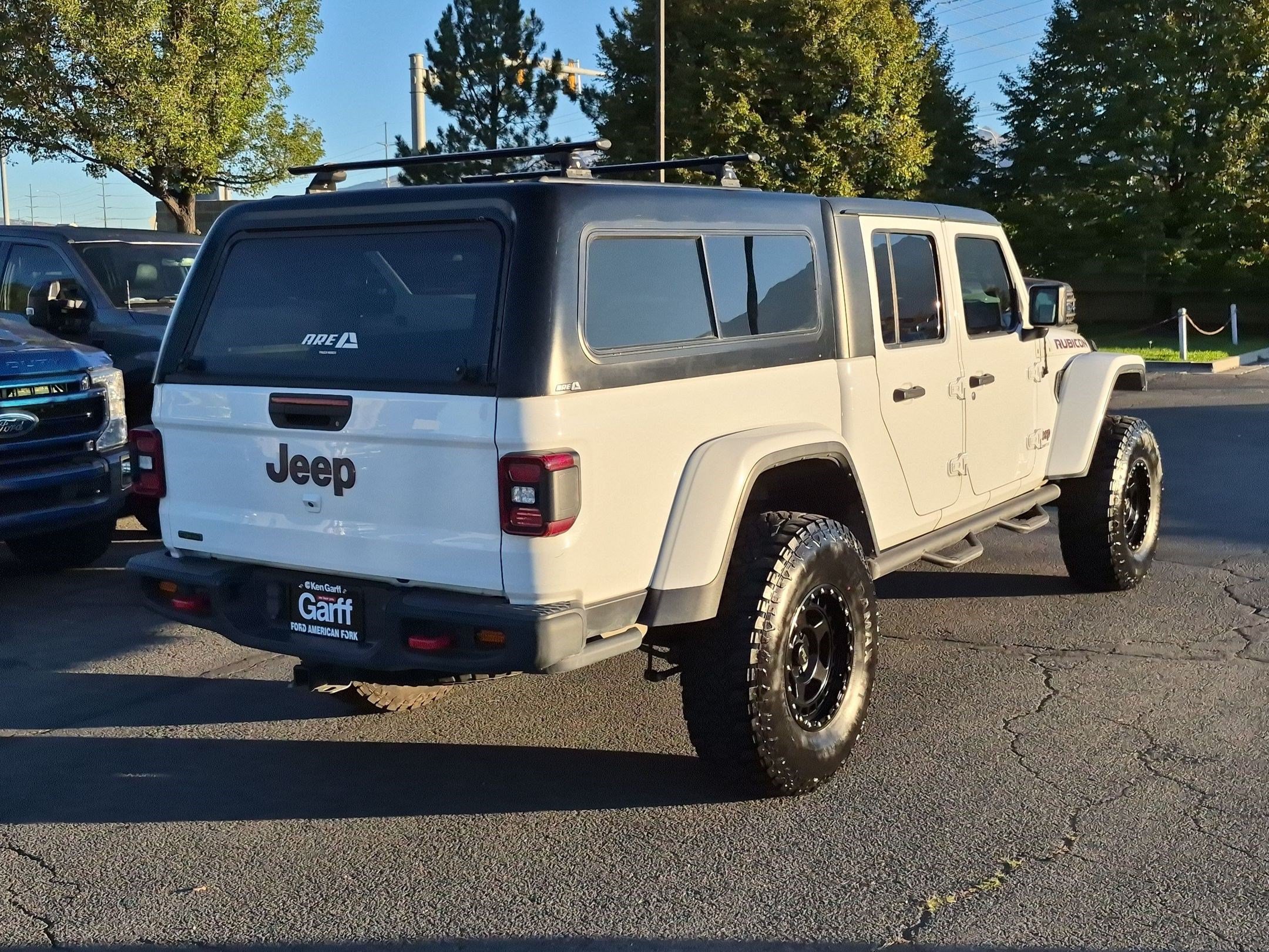 Used 2022 Jeep Gladiator Rubicon w/ LED Lighting Group AWD/4WD image 3