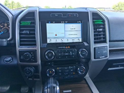 Used 2017 Ford F150 Lariat AWD/4WD image 24