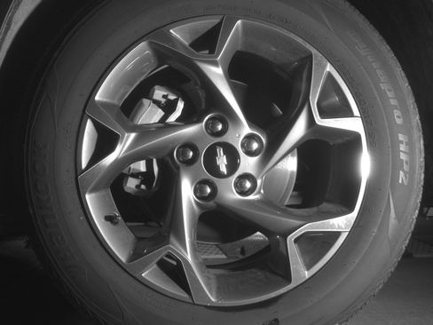 Used 2025 Chevrolet Trax LT FWD image 12