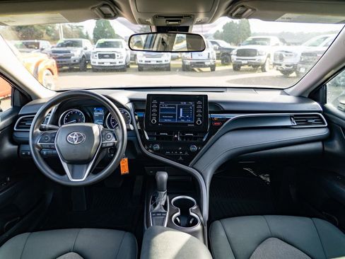 Used 2023 Toyota Camry LE FWD image 18