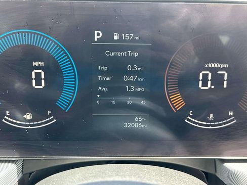 Used 2025 Hyundai Sonata SEL FWD image 3