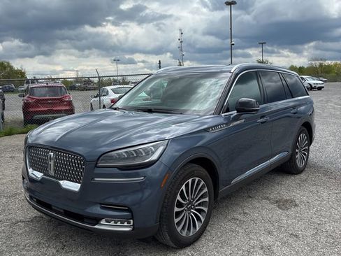 Used 2021 Lincoln Aviator Reserve w/ Elements Package Plus AWD/4WD image 2