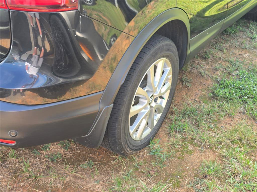 Used 2022 Nissan Rogue Sport S FWD image 18