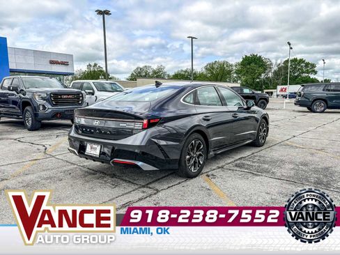 Used 2025 Hyundai Sonata SEL FWD image 7