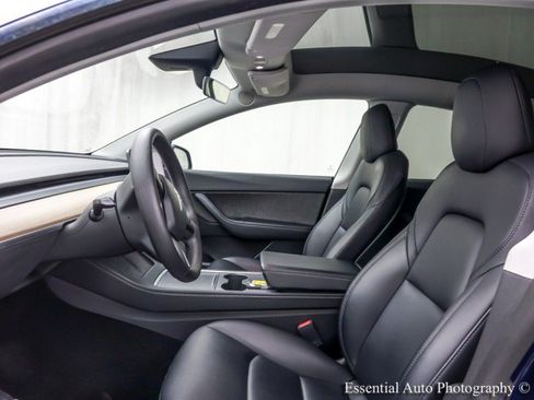 Used 2022 Tesla Model Y Long Range AWD/4WD image 12