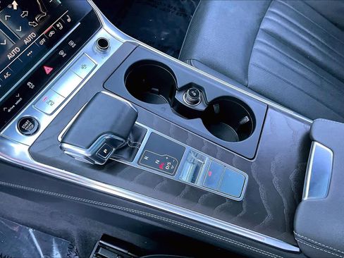 Used 2022 Audi A6 Prestige w/ Prestige Package image 17