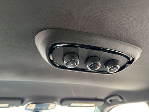 Used 2024 Dodge Durango SXT image 23